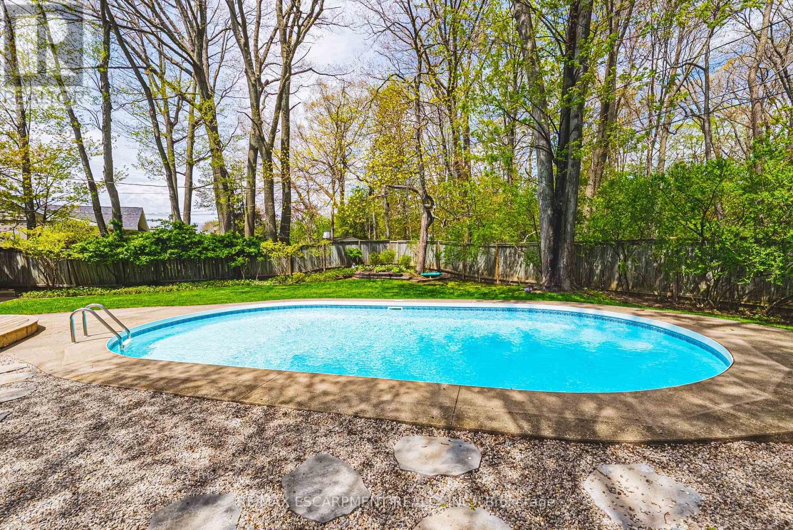 327 GOODRAM DRIVE - 44