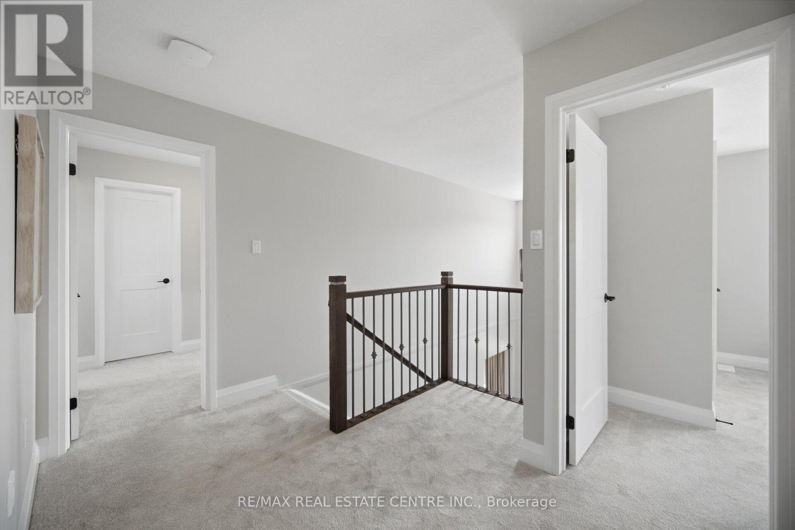 1 GRUNDY CRESCENT - Image 30