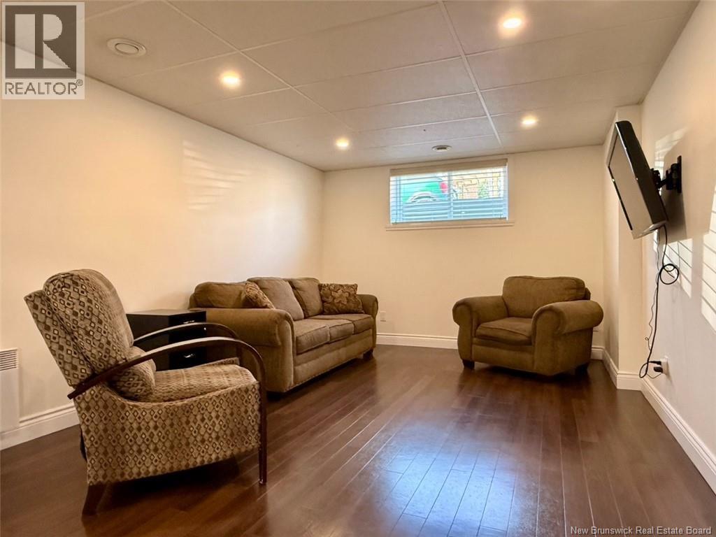 28 Brook Terrace - Image 14