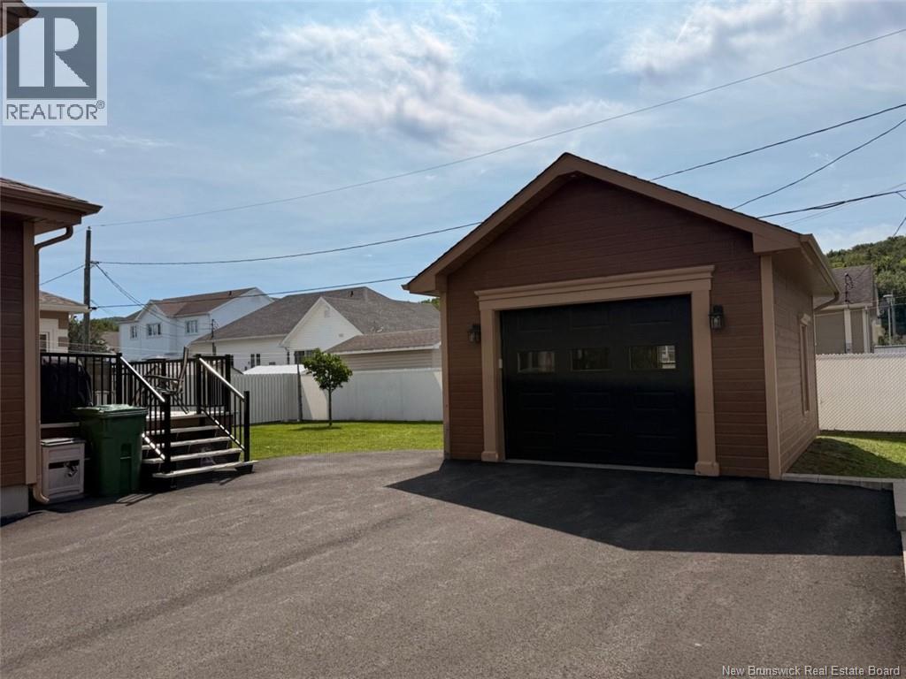 28 Brook Terrace - Image 23