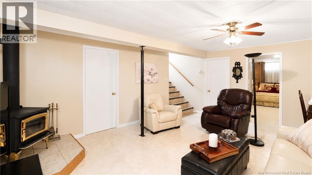 1190 Rockland Drive - Image 34