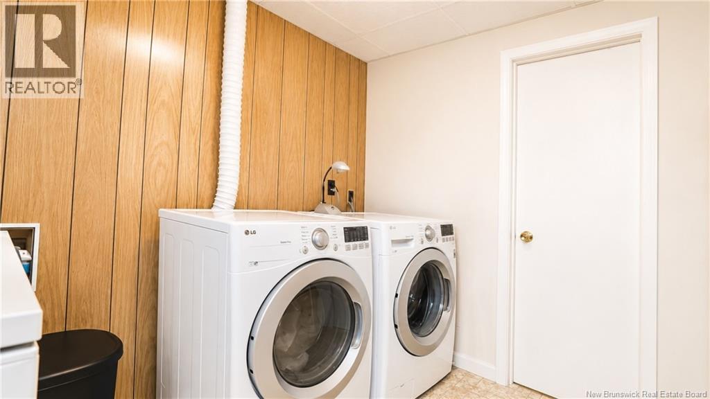 1190 Rockland Drive - Image 38