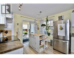 6315 Tower Road, Sechelt, BC V7Z0T7 Photo 15