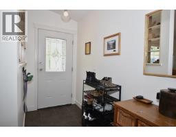 6315 Tower Road, Sechelt, BC V7Z0T7 Photo 6