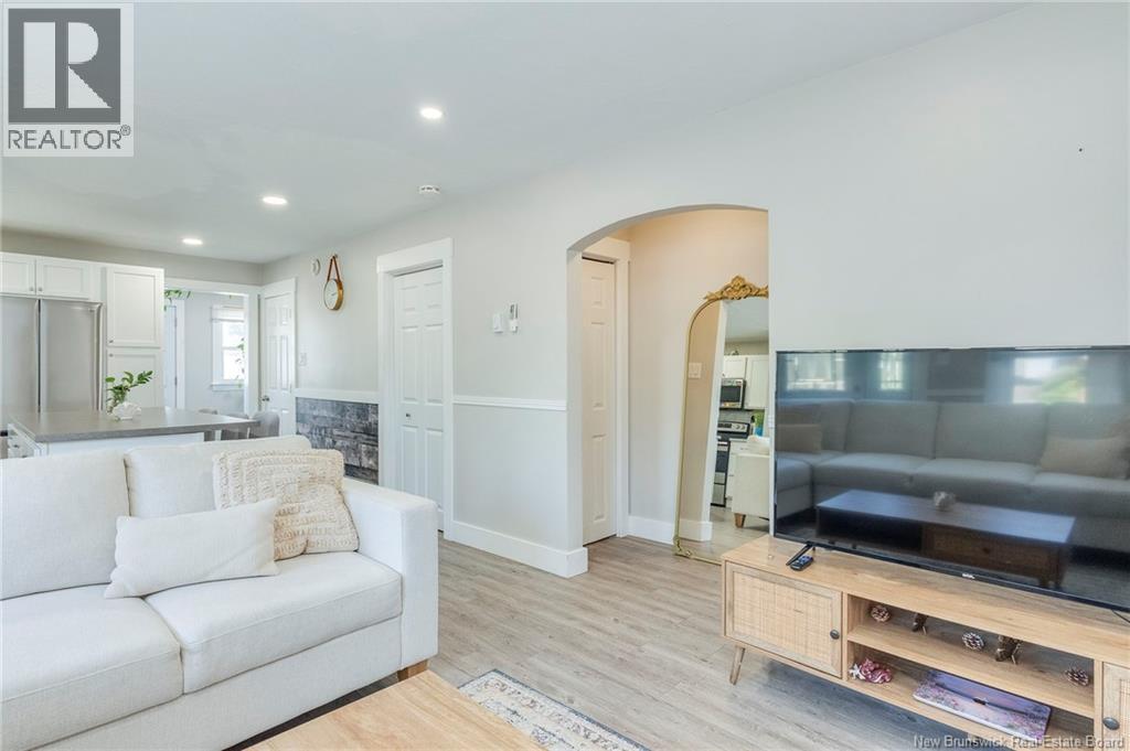 6 Lynch Street - 11