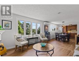 86 Highland Drive thumbnail 9