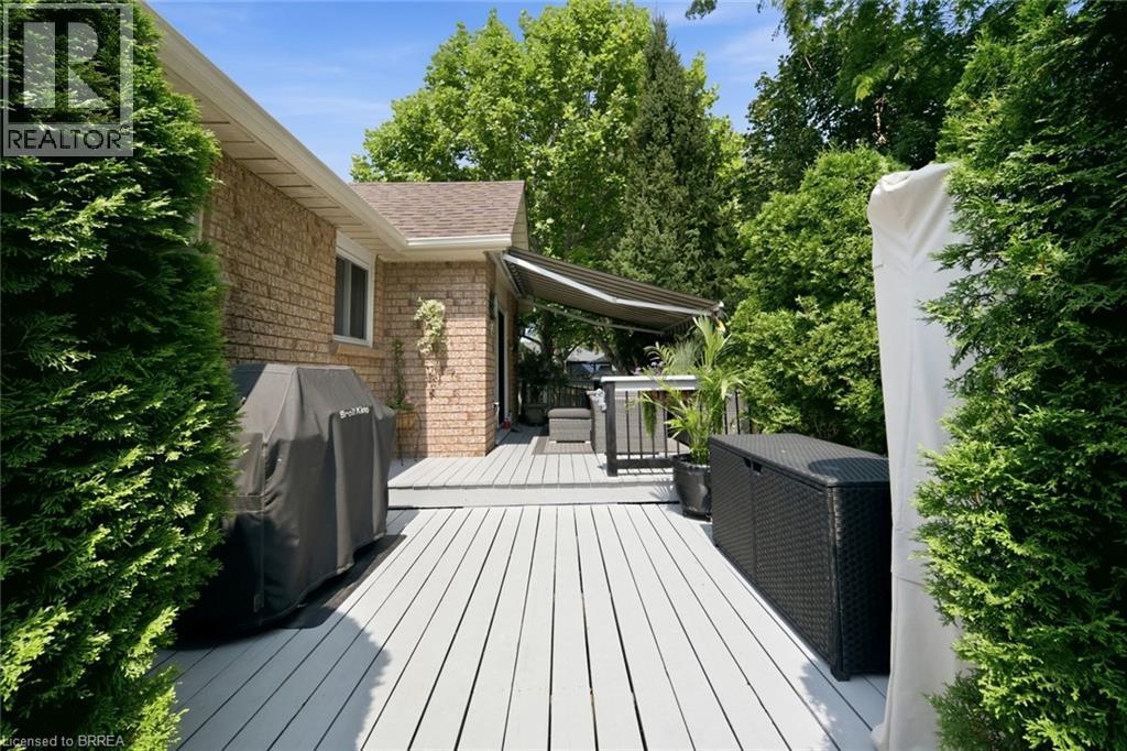 37 MC INTOSH Court - 31
