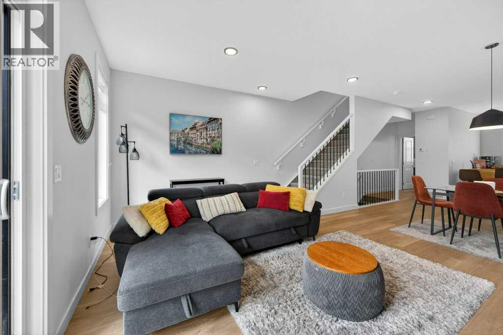 #606 550 Seton Circle SE - 24