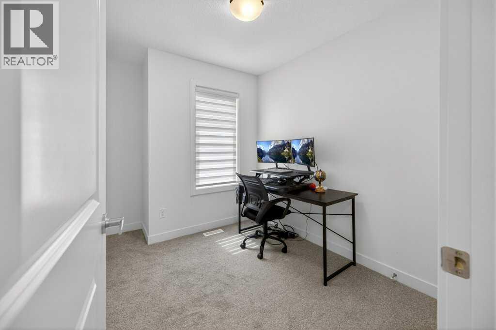 #606 550 Seton Circle SE - 3