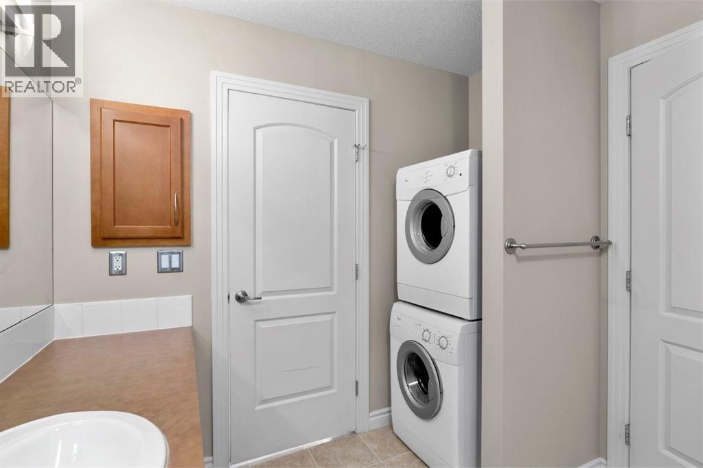 #204 3111 34 Avenue NW - 23