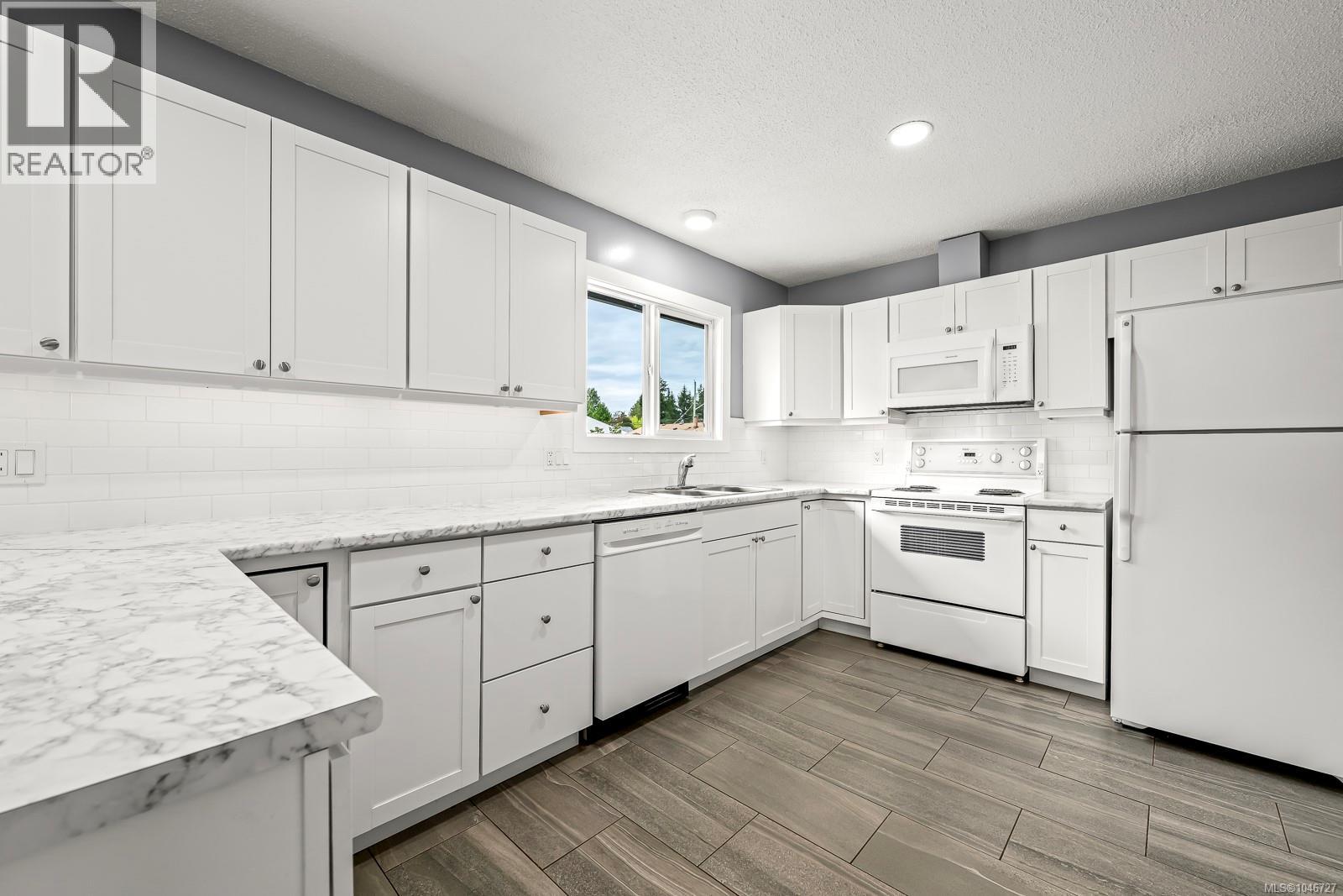 3303 Seventh St - Image 14