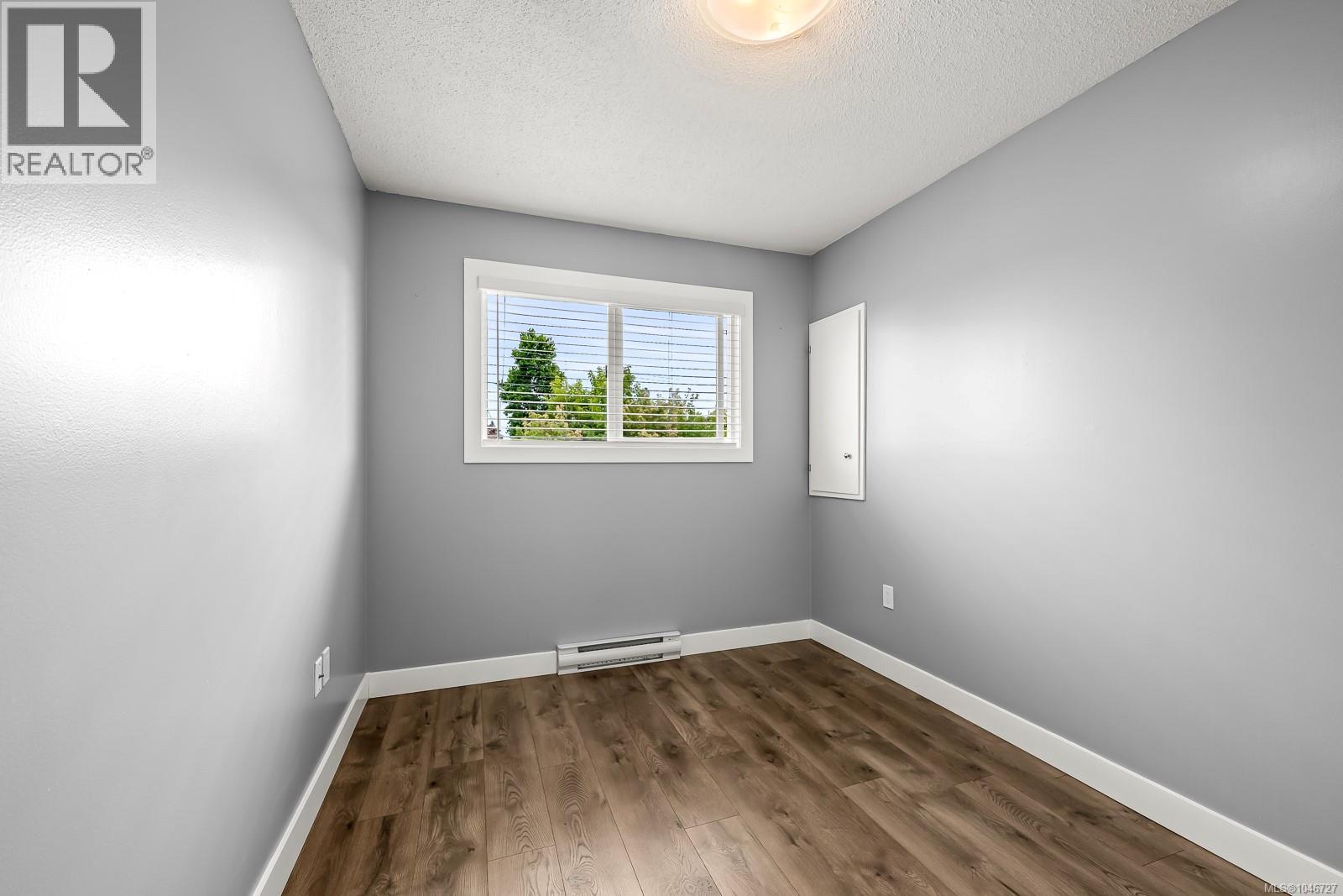 3303 Seventh St - Image 7