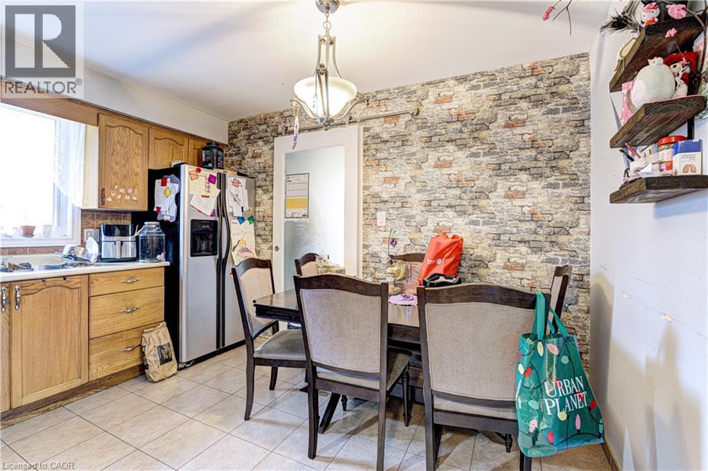 78 MARKSON Crescent - 13