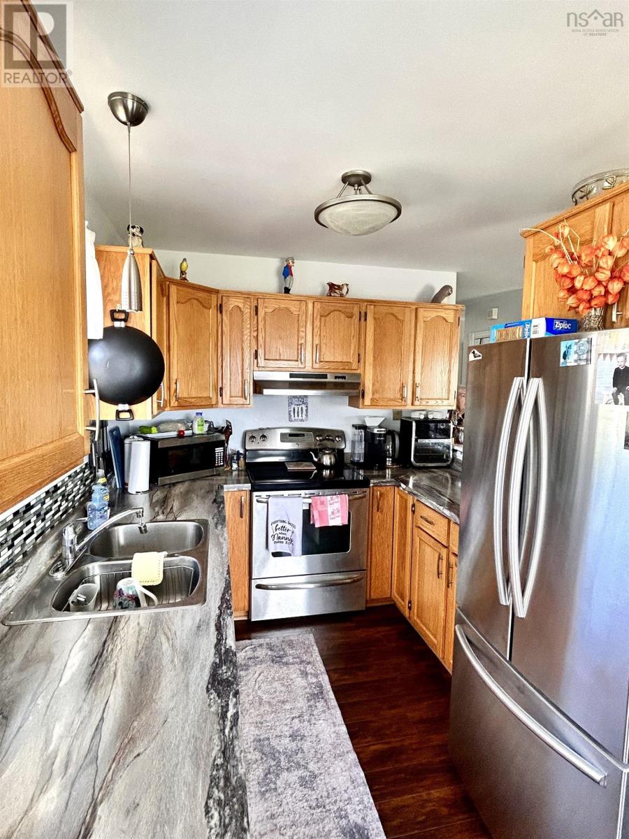 Property 8 of 29 of 8212 Kempt Head Road