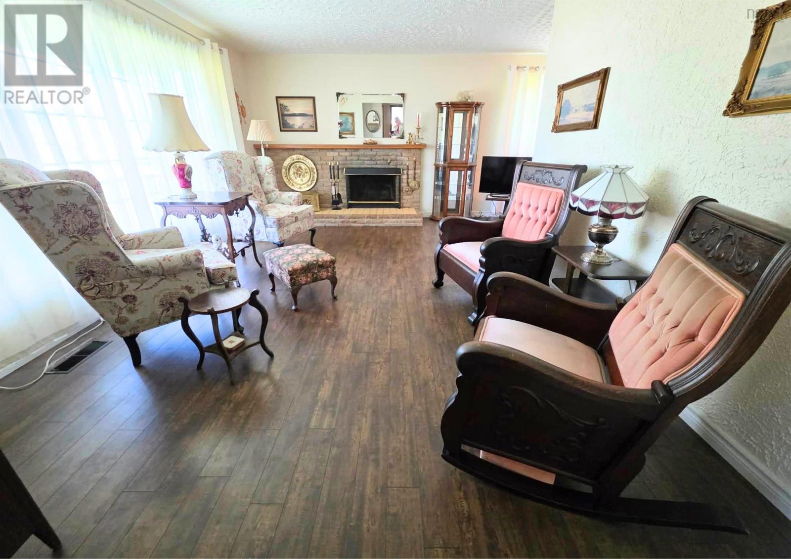 Property 3 of 24 of 61 Braemar Drive