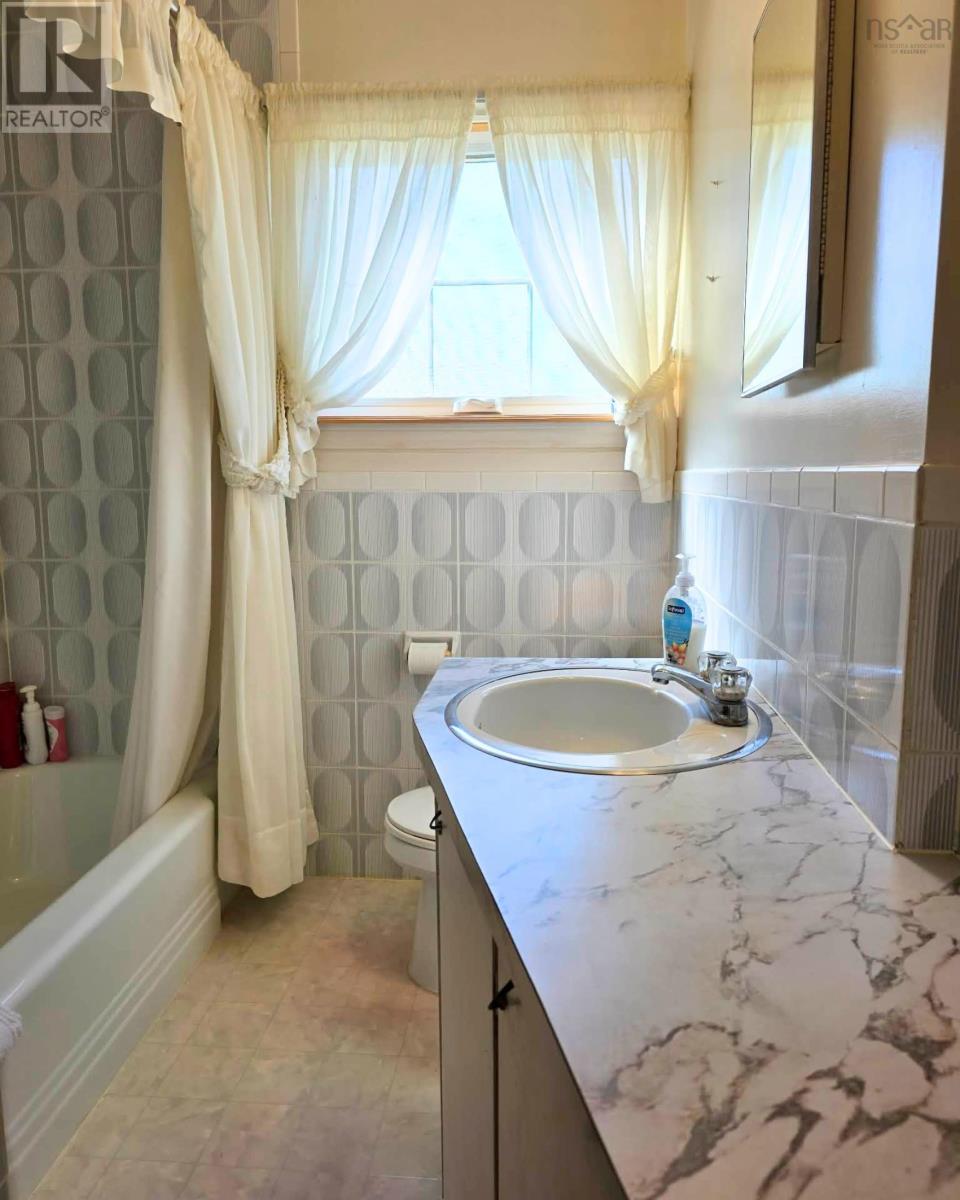 61 Braemar Drive - 12