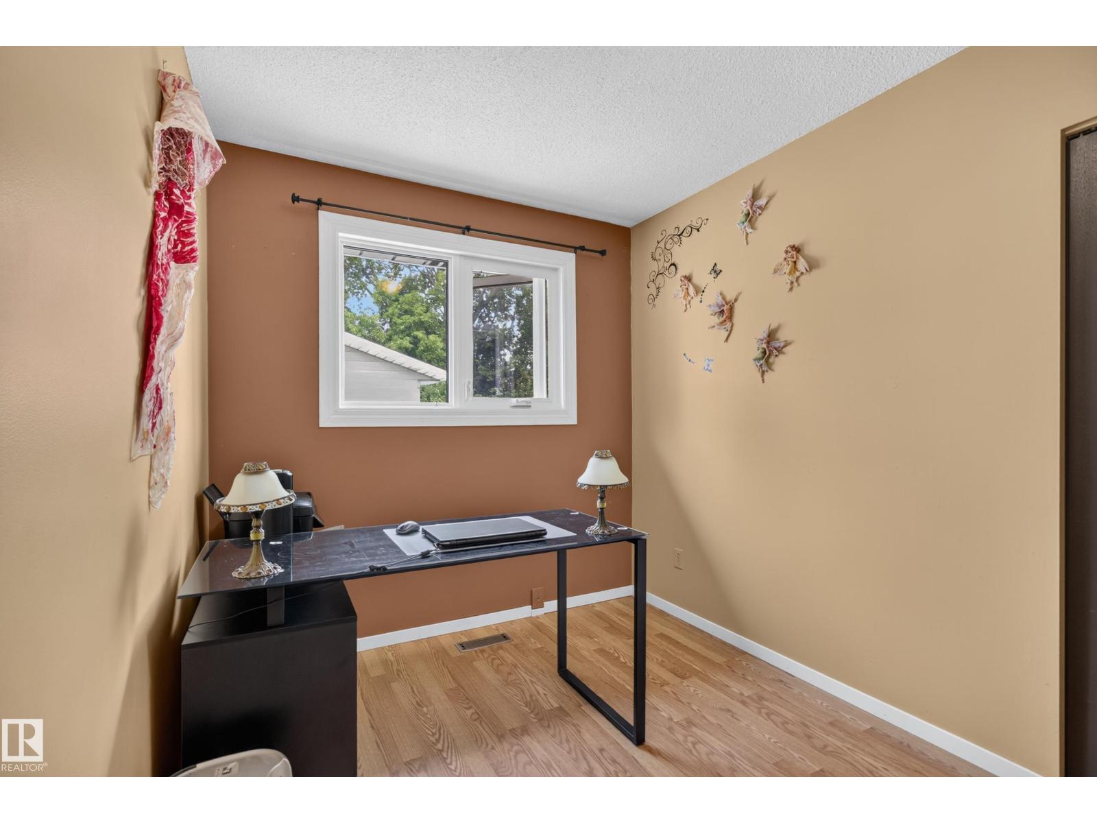 5 WILSON CR - Image 21