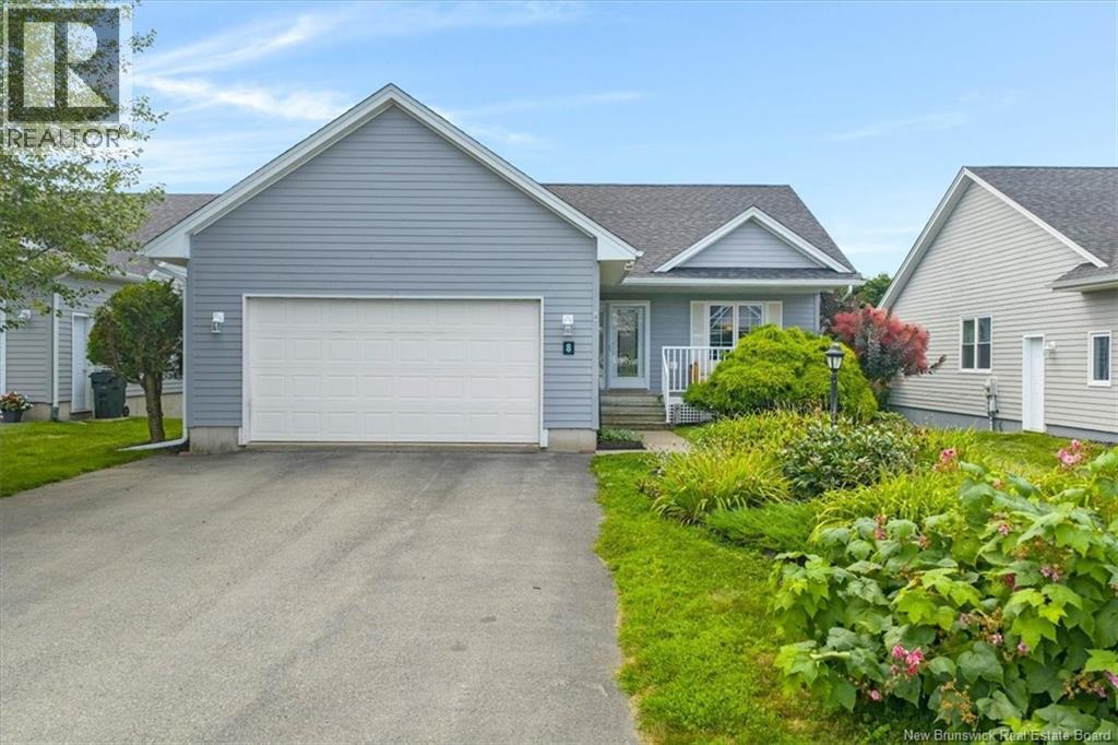 8 Devonayer Court - 1