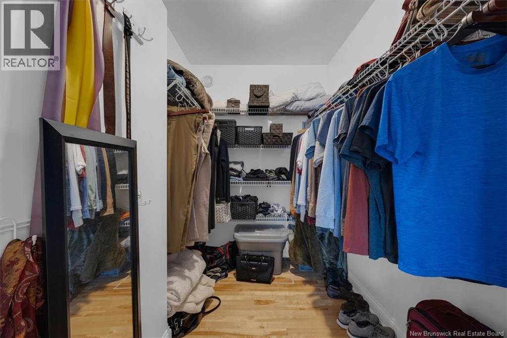 8 Devonayer Court - 16