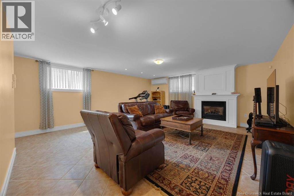 8 Devonayer Court - 21