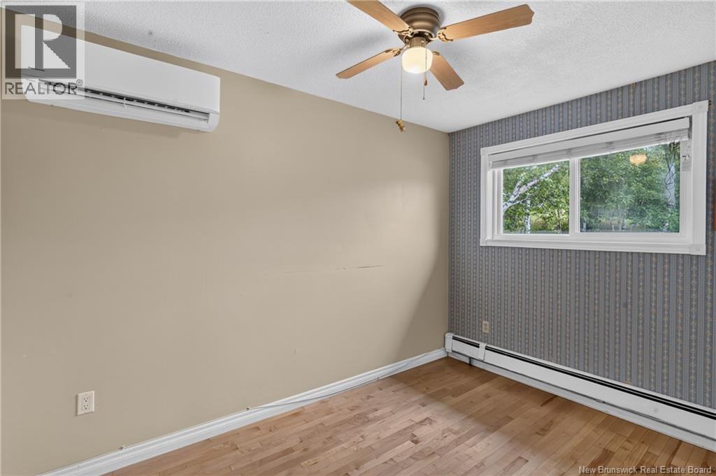 108 Baybreeze Drive - Image 18