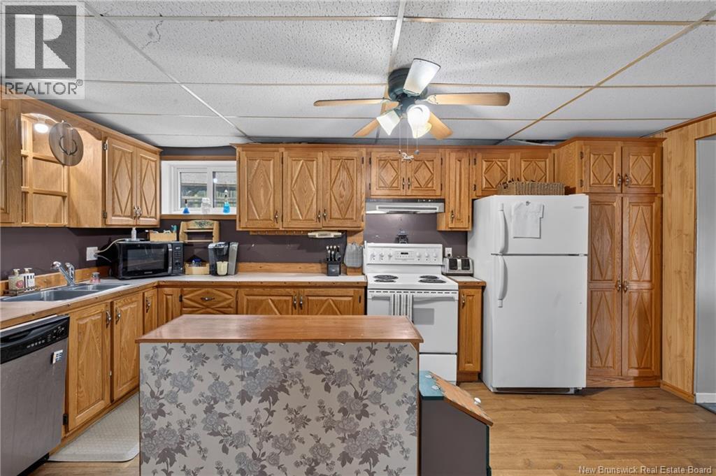 108 Baybreeze Drive - Image 28