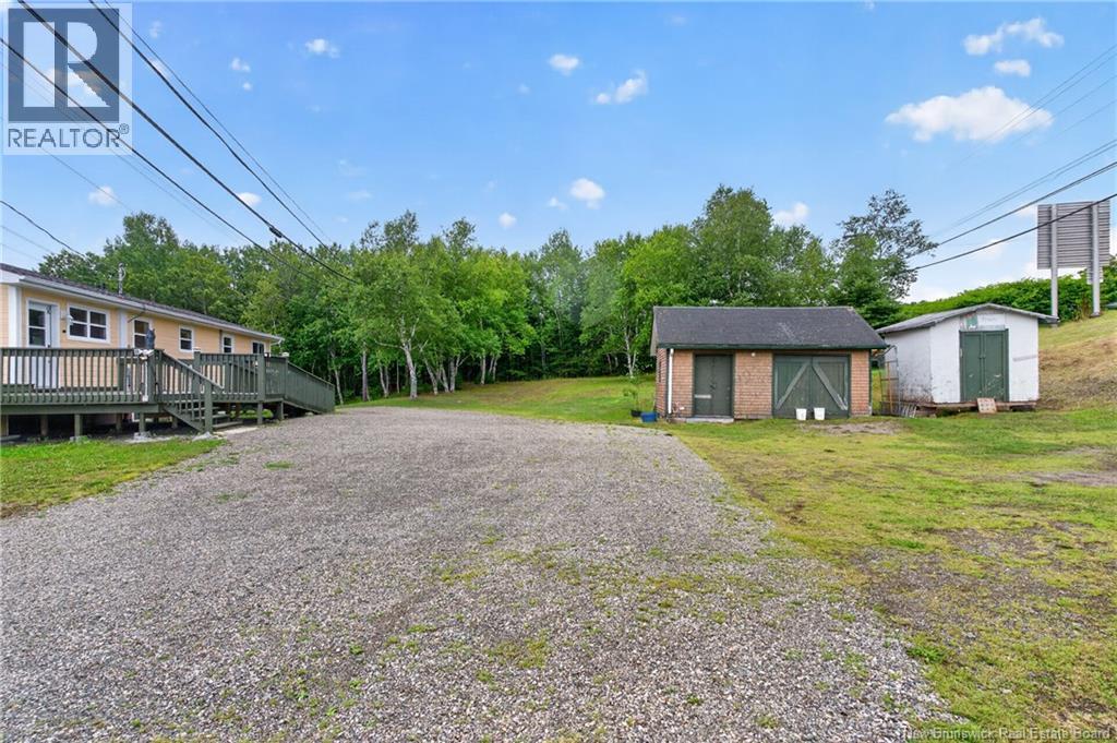 108 Baybreeze Drive - Image 41