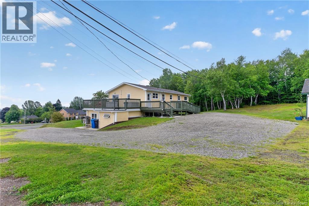 108 Baybreeze Drive - Image 42