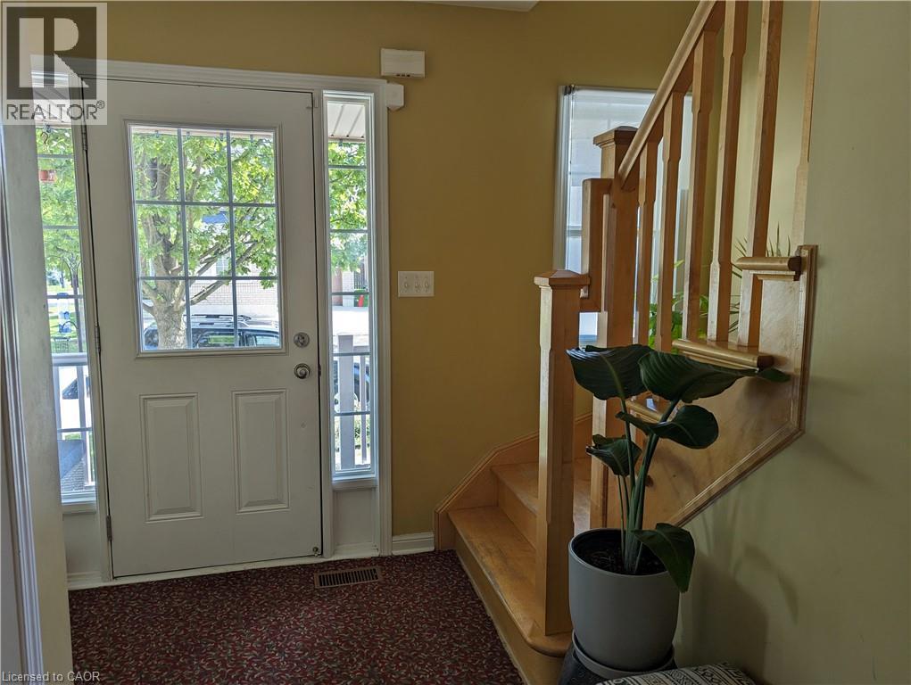 36 BUGDALE Drive — photo 3