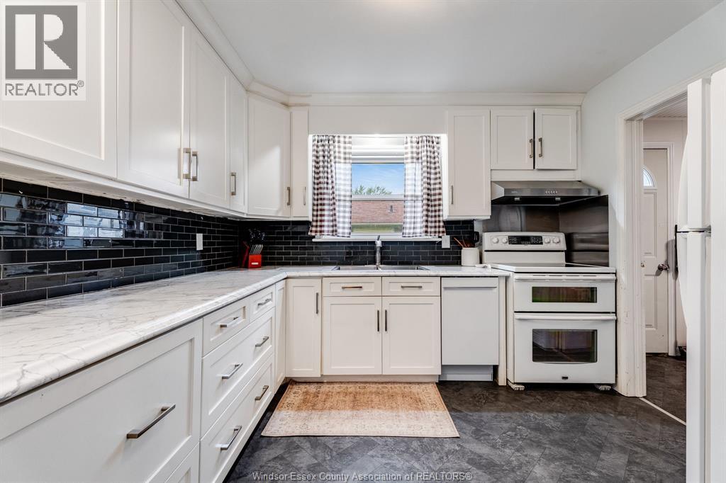 35 Grace AVENUE - 10