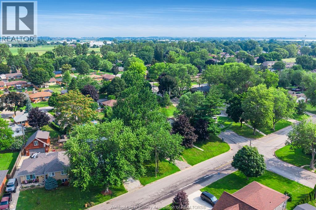 35 Grace AVENUE - 33