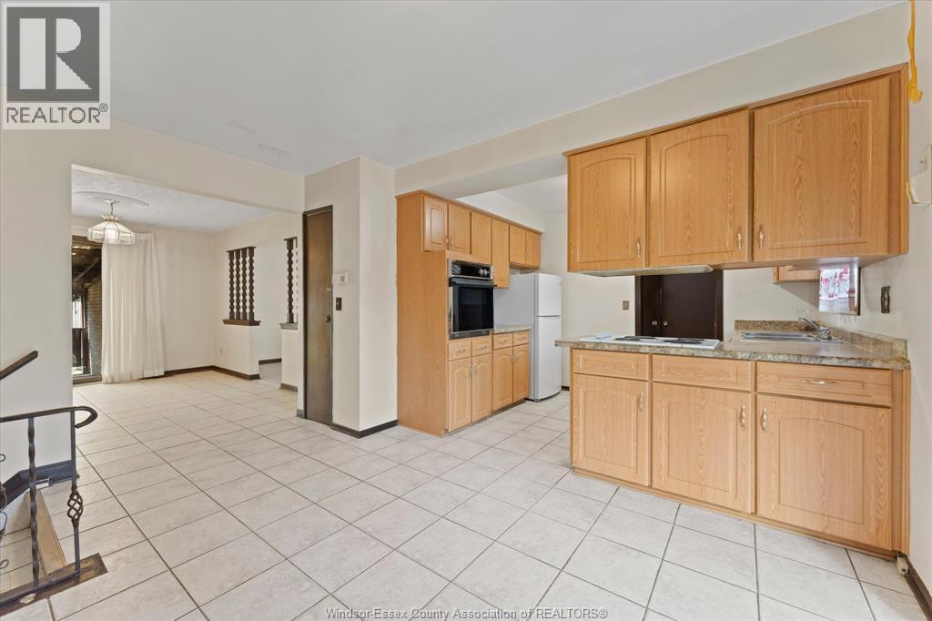 5860 Ninth STREET - Image 10