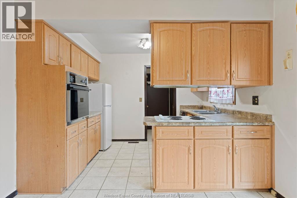 5860 Ninth STREET - Image 11
