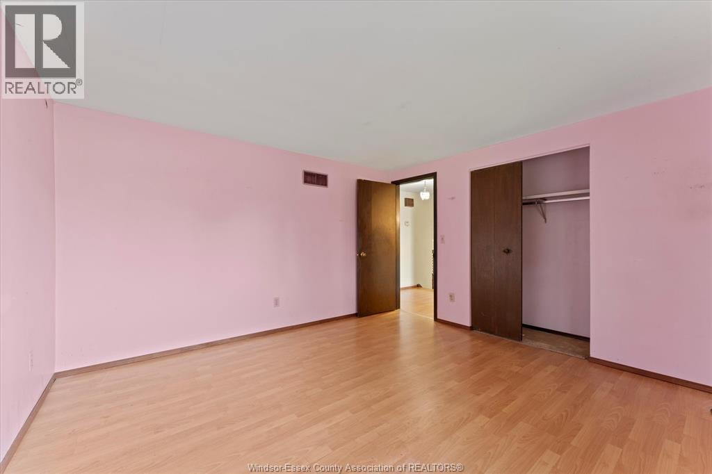 5860 Ninth STREET - Image 17