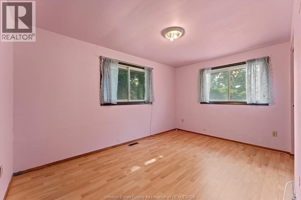 5860 Ninth STREET - 18