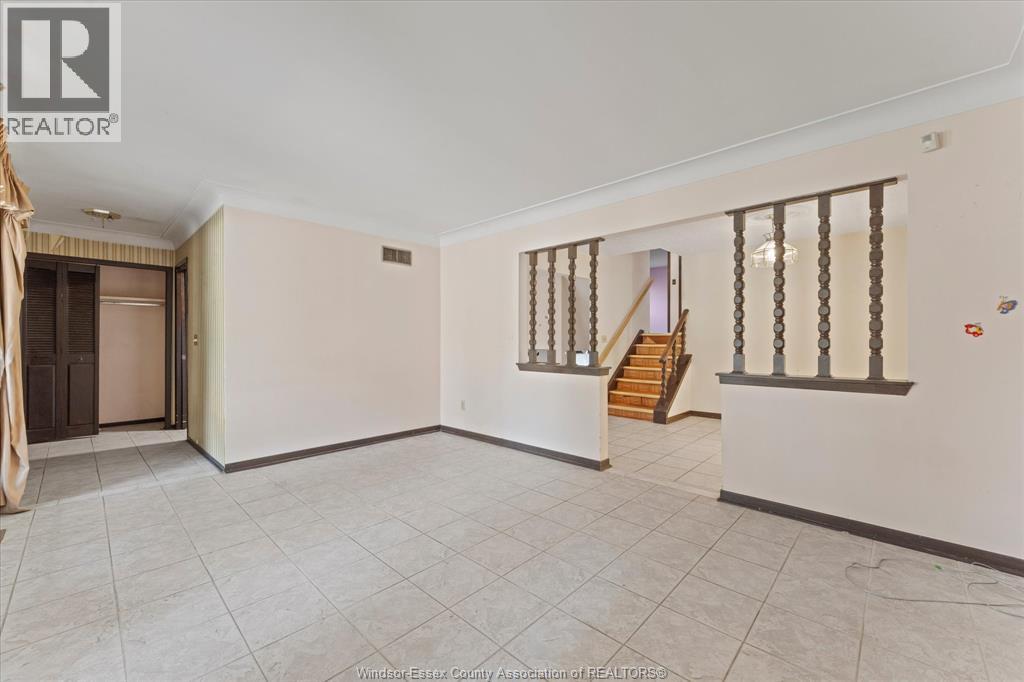 5860 Ninth STREET - 4