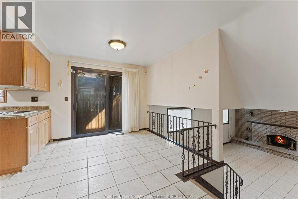 5860 Ninth STREET - 9