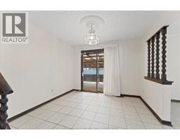 Family room - 5860 Ninth Street, Lasalle, ON N9H1P2 Photo 6