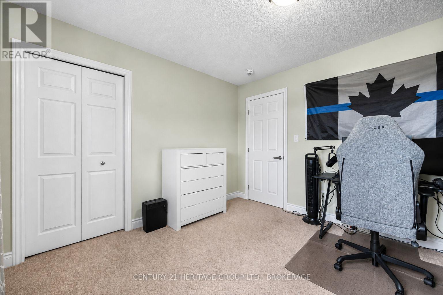 1530 ALBANY DRIVE - Image 21