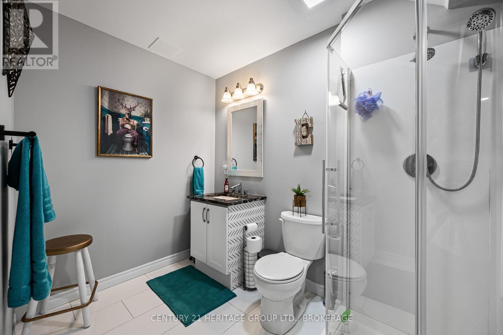 1530 ALBANY DRIVE - Image 27