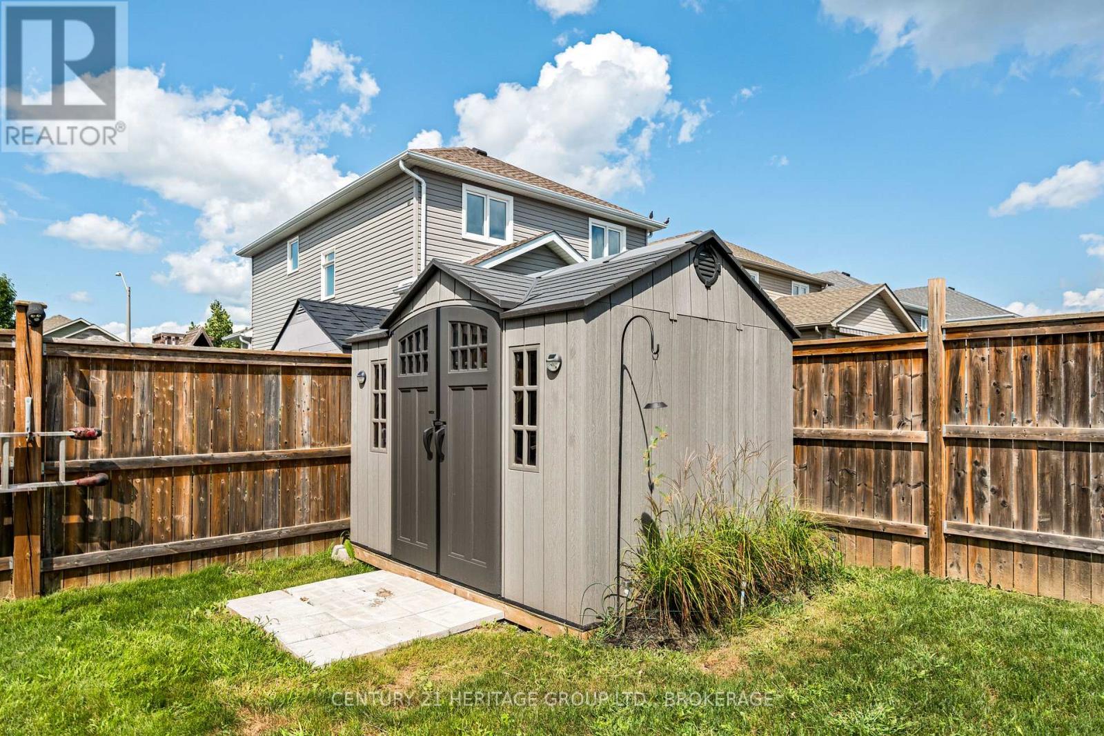 1530 ALBANY DRIVE - Image 32