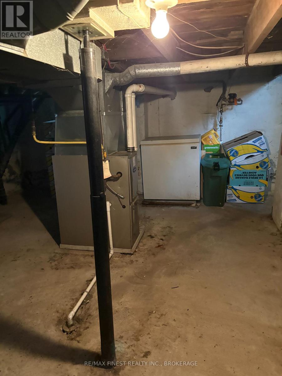 226 DANIS AVENUE - 13
