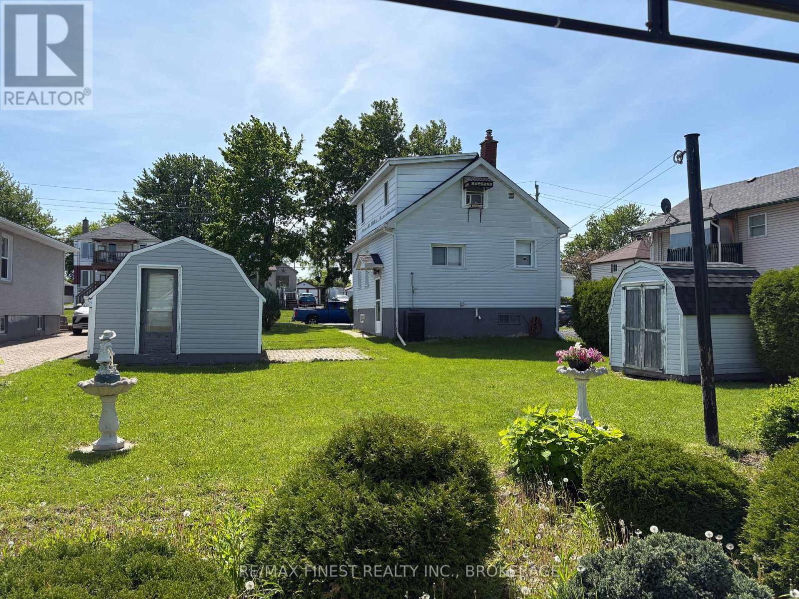 226 DANIS AVENUE - 17