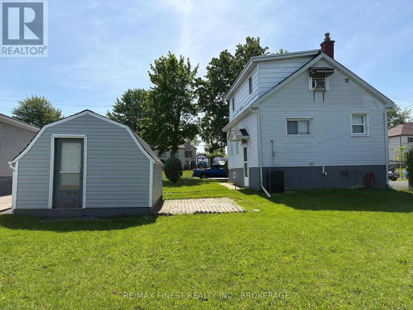 226 DANIS AVENUE - 19
