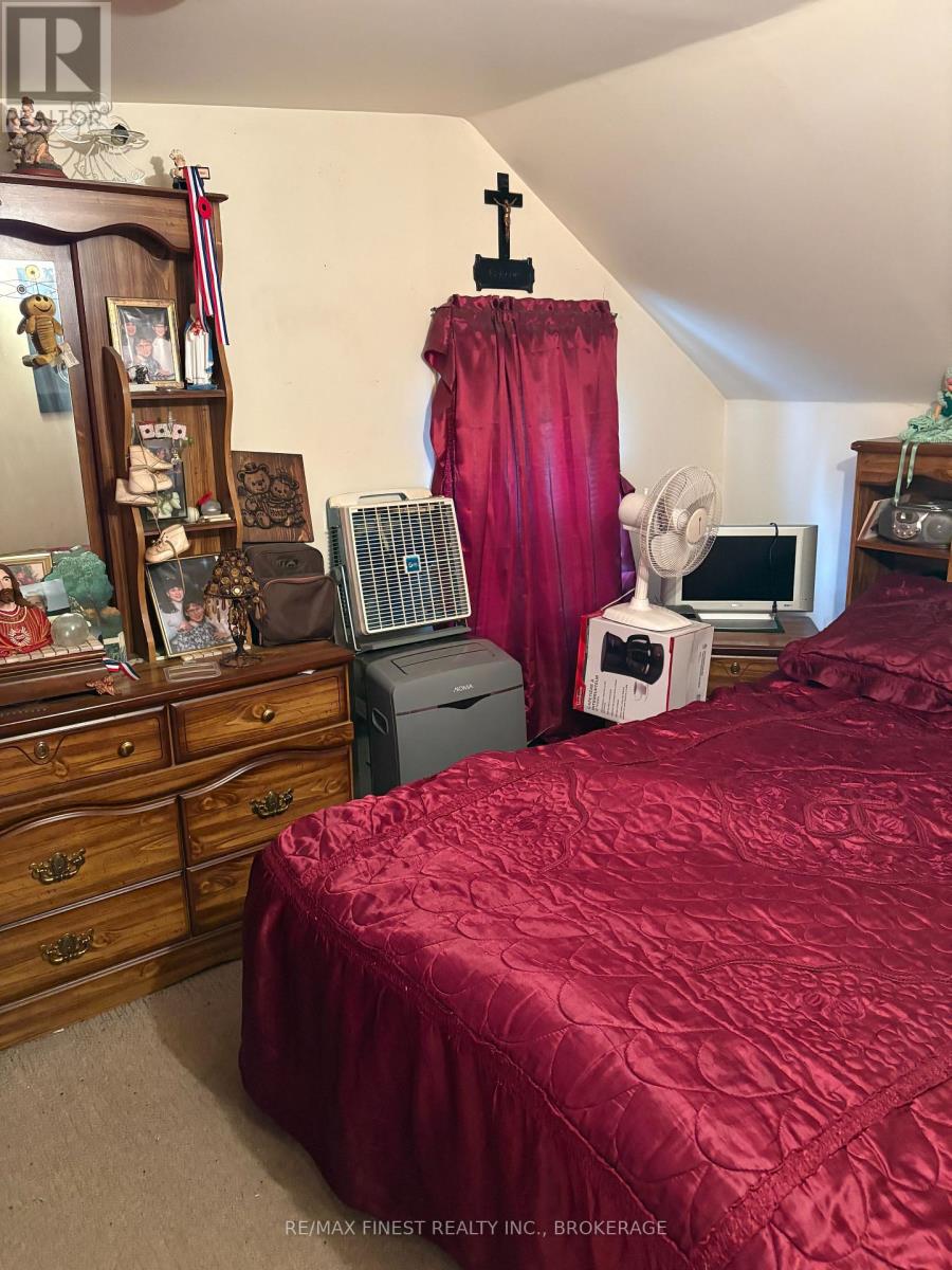 226 DANIS AVENUE - Image 4