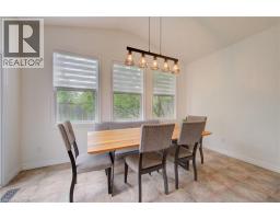 2pc Bathroom - 729 Keats Way, Waterloo, ON N2T2Y2 Photo 7