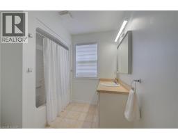 729 Keats Way, Waterloo, ON N2T2Y2 Photo 11