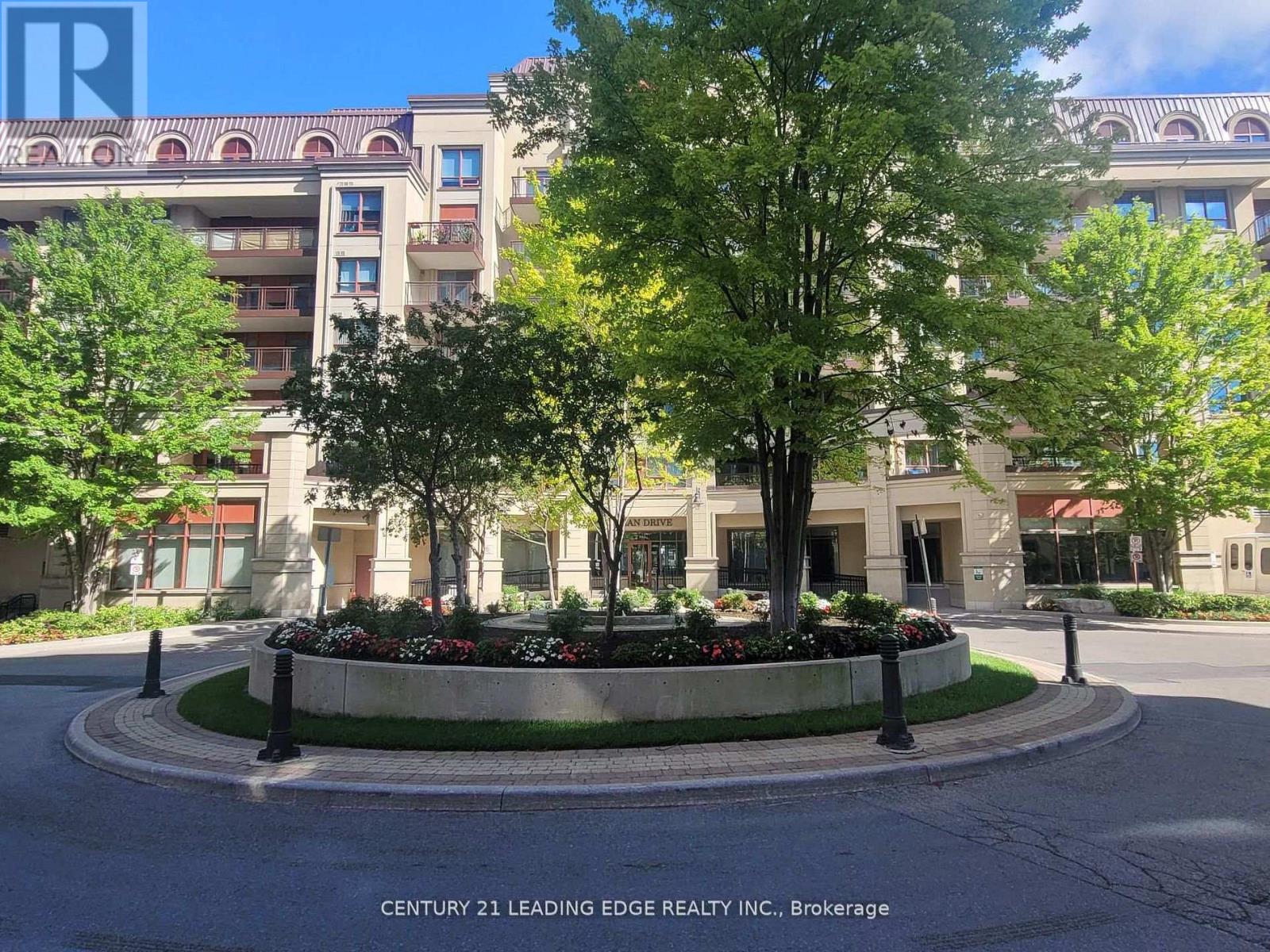 #606 27 REAN DRIVE - 17