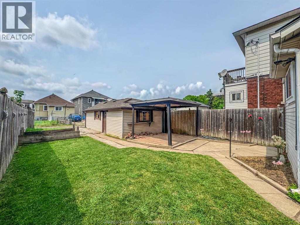 1111 ELSMERE - 20