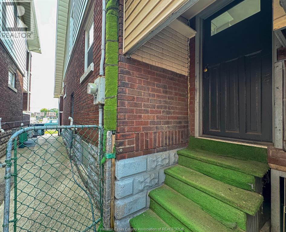 1111 ELSMERE - 21